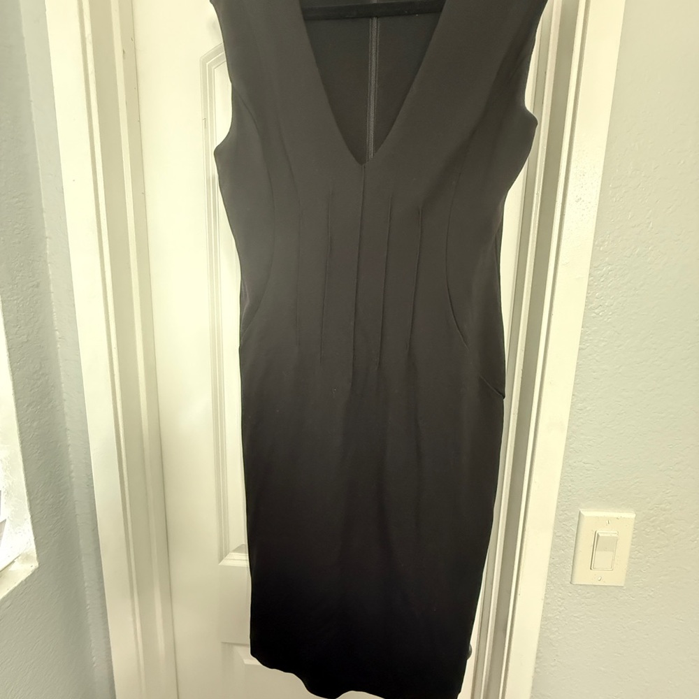 bebe Elegant Black Sleeveless Midi Dress